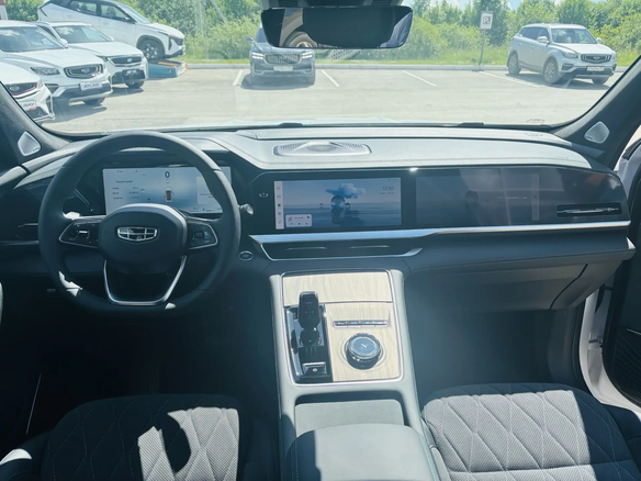 2026 Geely Monjaro I, белый, 4954990 рублей - вид 9