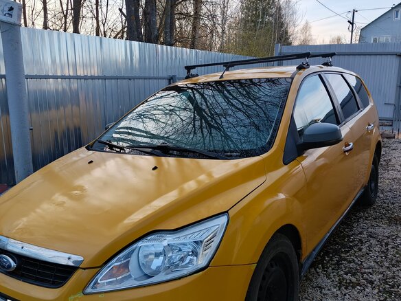 2011 Ford Focus II Рестайлинг, жёлтый, 240000 рублей
