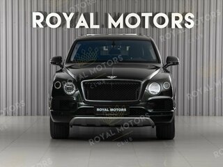2019 Bentley Bentayga I, зелёный, 10990000 рублей, вид 2
