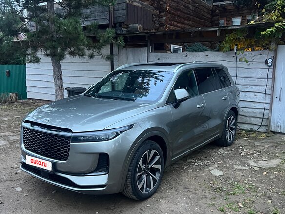 2022 Li Auto (Lixiang) One I Рестайлинг, серый, 3500000 рублей - вид 2