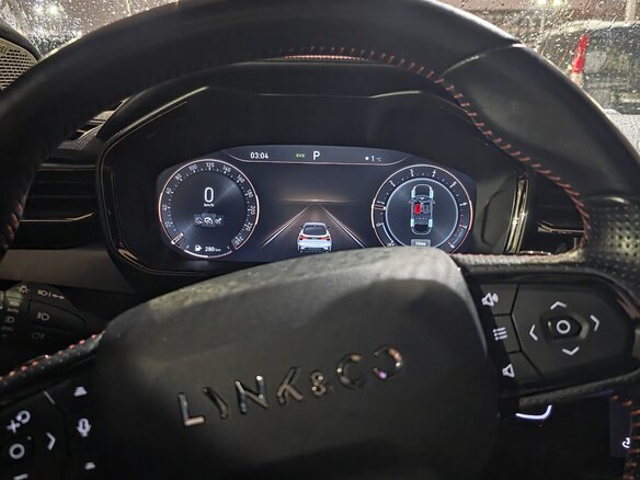 2021 Lynk & Co 05, серый, 2800000 рублей - вид 13