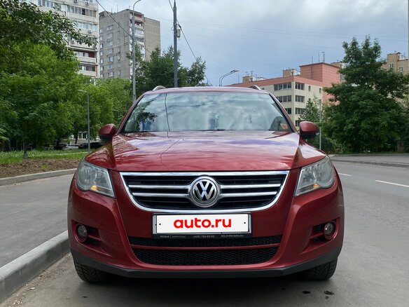 2011 Volkswagen Tiguan I, красный, 908000 рублей - вид 1
