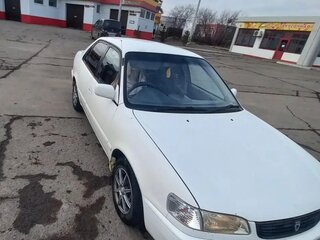 2000 Toyota Corolla VIII (E110), белый, 380000 рублей, вид 1