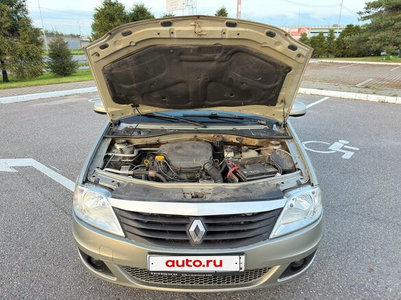 2011 Renault Logan I Рестайлинг, бежевый - вид 2