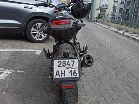 2024 Benelli Leoncino 500, зелёный, 495000 рублей, вид 4