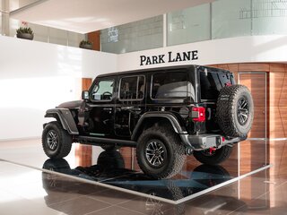 2026 Jeep Wrangler IV (JL) Рестайлинг, чёрный, 9280000 рублей, вид 2