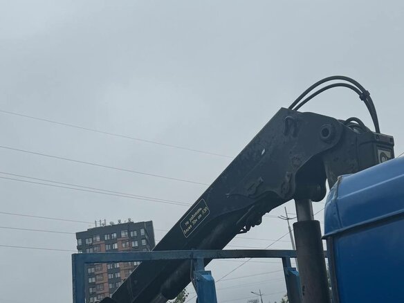2008 КамАЗ 65117, голубой, 2300000 рублей - вид 8
