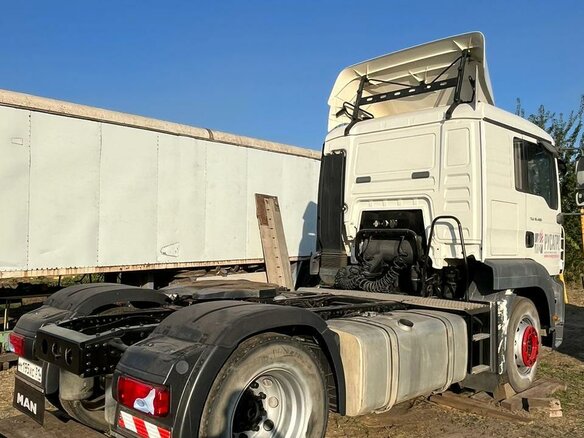 2008 MAN TGA, белый, 3000000 рублей - вид 5