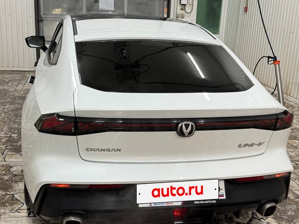 2023 Changan UNI-V I, белый, 2150000 рублей - вид 14