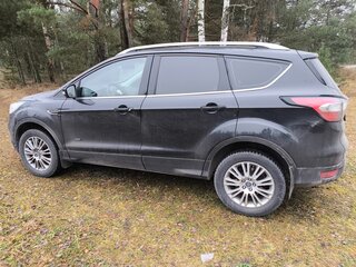 2019 Ford Kuga II Рестайлинг, чёрный, 1600000 рублей, вид 5