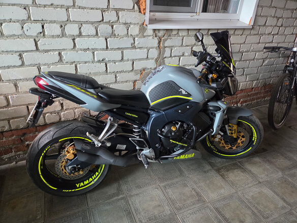 2007 Yamaha FZ1, серый, 650000 рублей - вид 5