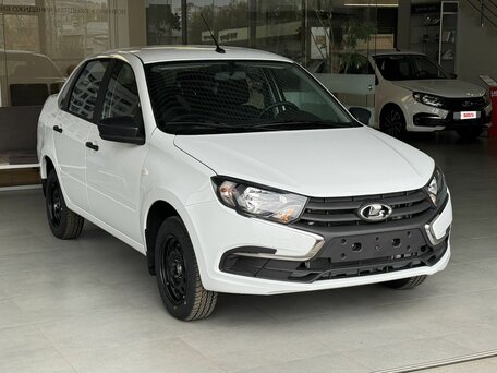 2026 Lada (ВАЗ) Granta I Рестайлинг, белый, 850000 рублей, вид 1
