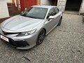 2021 Toyota Camry VIII (XV70) Рестайлинг, серебристый, 3900000 рублей - вид 1
