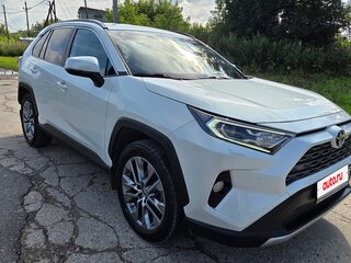 2022 Toyota RAV4 V (XA50), белый, 4150000 рублей, вид 4