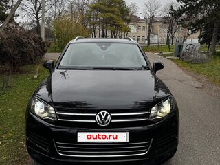 2014 Volkswagen Touareg II, чёрный, 2650000 рублей, вид 2