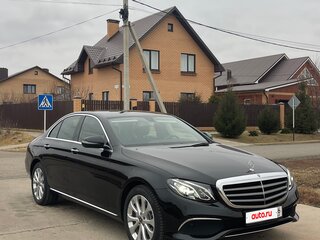 2019 Mercedes-Benz E-Класс 220 d V (W213, S213, C238), чёрный, 4099000 рублей, вид 2
