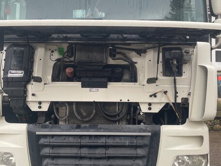 2011 DAF XF 105, белый, 3400000 рублей, вид 2