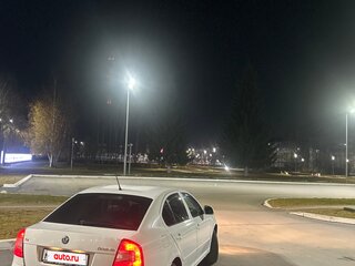 2012 Skoda Octavia II (A5) Рестайлинг, белый, 1150000 рублей, вид 3