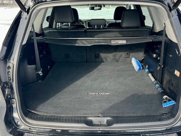 2014 Toyota Highlander III (XU50), чёрный, 3400000 рублей - вид 15