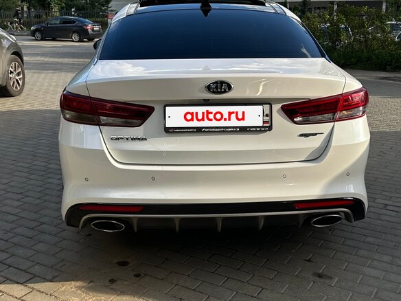2017 Kia Optima IV, белый, 1850000 рублей - вид 3