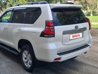 2020 Toyota Land Cruiser Prado 150 Series Рестайлинг 2, белый, 4980000 рублей, вид 5
