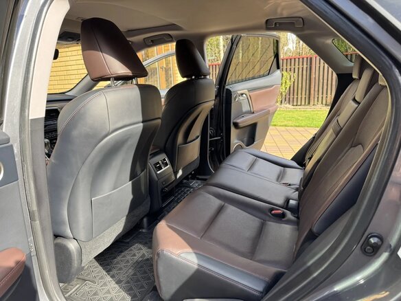 2017 Lexus RX 200t IV, серый - вид 16