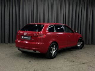 2009 Audi A3 II (8P) Рестайлинг 2, красный, 629999 рублей, вид 4