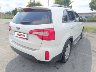 2014 Kia Sorento II Рестайлинг, белый, 2150000 рублей, вид 4
