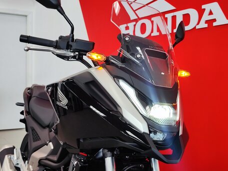 2026 Honda NC 750X, чёрный, 1499900 рублей, вид 4