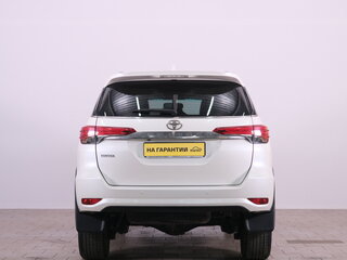 2019 Toyota Fortuner II, белый, 4229000 рублей, вид 5