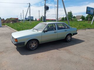 1982 Audi 80 III (B2), зелёный, 450000 рублей, вид 1