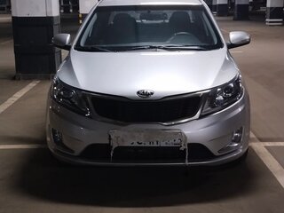 2014 Kia Rio 6-speed III, белый, 800000 рублей, вид 1