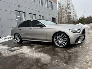 2020 Mercedes-Benz E-Класс 350 V (W213, S213, C238) Рестайлинг, серый, 5150000 рублей, вид 1