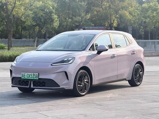 2026 MG 4 EV 42.8 kWh II, розовый, 1440000 рублей, вид 3