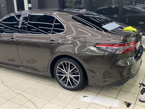 2021 Toyota Camry VIII (XV70) Рестайлинг, коричневый, 3600000 рублей - вид 6