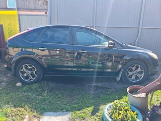 2009 Ford Focus II Рестайлинг, чёрный, 750000 рублей, вид 3