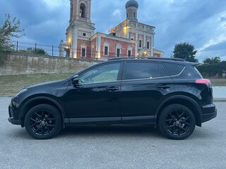 2019 Toyota RAV4 IV (XA40) Рестайлинг, чёрный, 2800000 рублей, вид 3