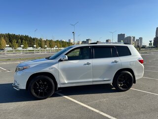 2013 Toyota Highlander II (XU40) Рестайлинг, белый, 2100000 рублей, вид 2