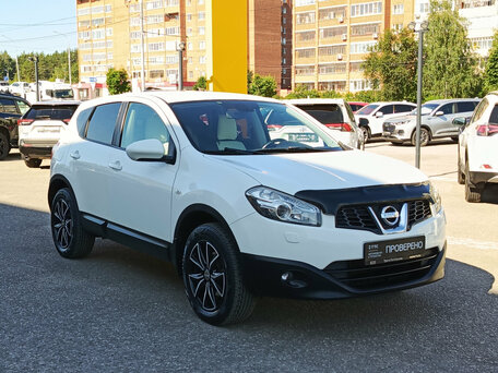 2013 Nissan Qashqai I Рестайлинг, белый, 910000 рублей, вид 3