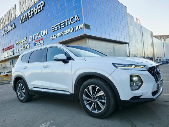 2019 Hyundai Santa Fe IV, белый, 3150000 рублей - вид 1
