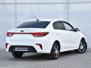 2018 Kia Rio IV, белый, 1250000 рублей, вид 3