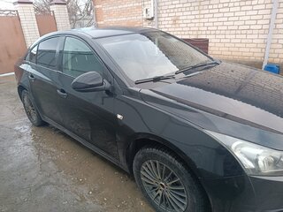 2011 Chevrolet Cruze I, чёрный, 400000 рублей, вид 5