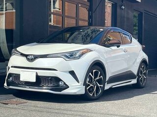 2023 Toyota C-HR I Рестайлинг, белый, 1619000 рублей, вид 1