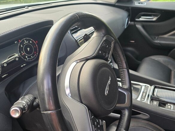 2019 Jaguar F-Pace I, белый - вид 14