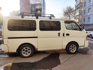 2003 Nissan Caravan IV (E25), белый, 710000 рублей, вид 4