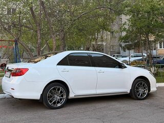 2013 Toyota Camry Japan Market VII (XV50), белый, 1200000 рублей, вид 4