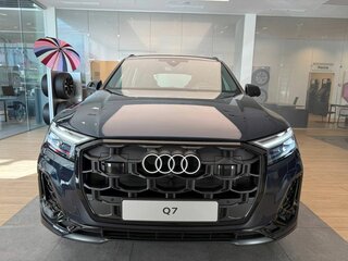 2025 Audi Q7 45 TFSI II (4M) Рестайлинг 2, синий, 11590000 рублей, вид 4