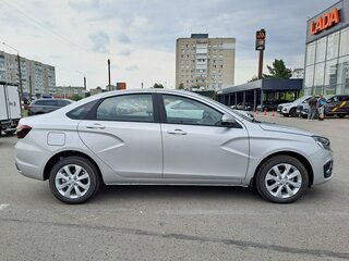 2026 Lada (ВАЗ) Vesta I Рестайлинг (NG), серебристый, 1910900 рублей, вид 5