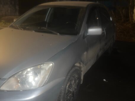 2006 Mitsubishi Lancer IX Рестайлинг, серебристый, 320000 рублей, вид 1