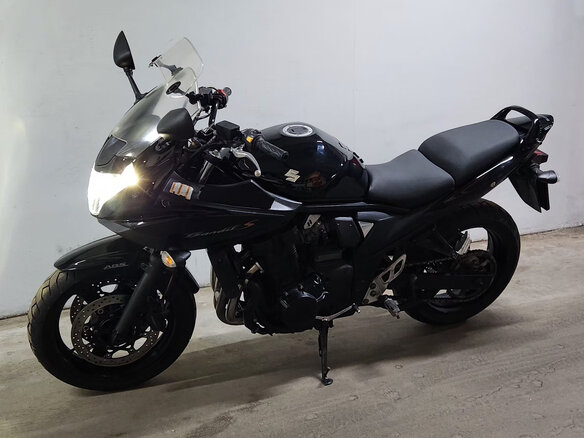 2011 Suzuki Bandit GSF 650, чёрный, 575000 рублей - вид 3